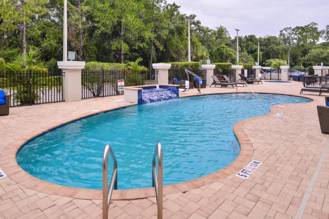 Holiday Inn Express Tampa North Telecom Park By Ihg Temple Terrace Экстерьер фото