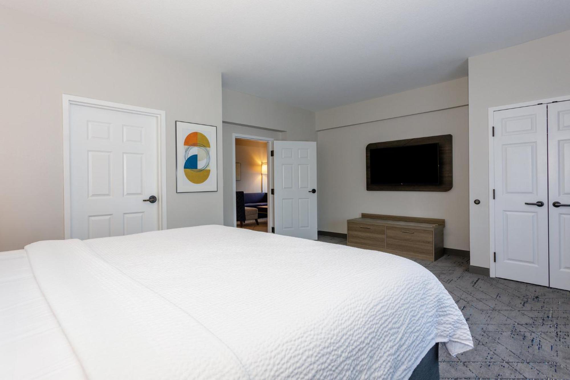 Holiday Inn Express Tampa North Telecom Park By Ihg Temple Terrace Экстерьер фото