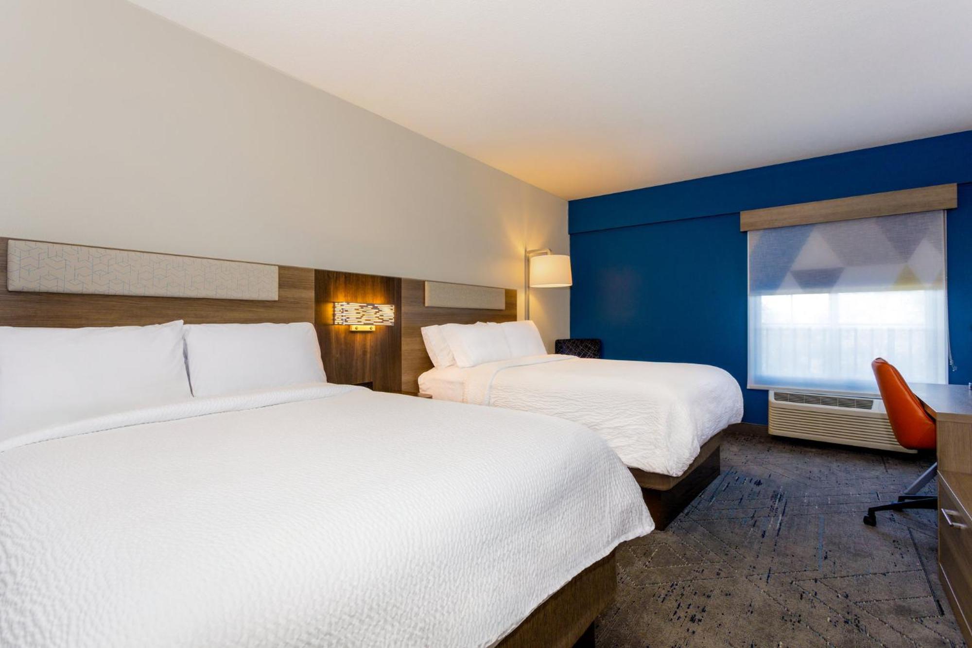 Holiday Inn Express Tampa North Telecom Park By Ihg Temple Terrace Экстерьер фото